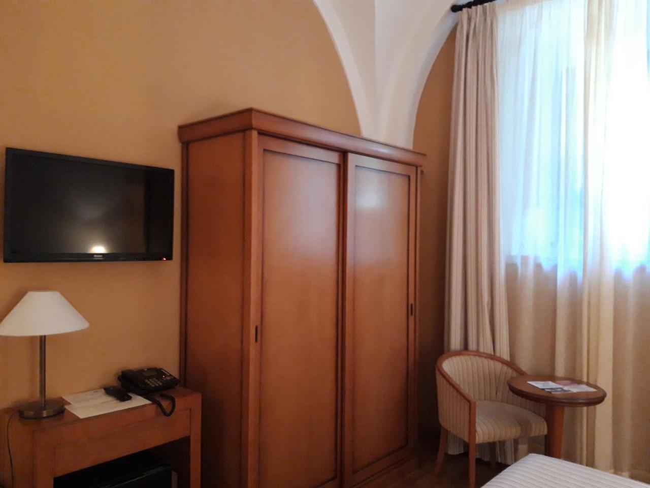 Hotel Ahc Palacio Coria Eksteriør billede